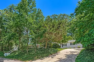 8601 Mt Zephyr Dr, Alexandria, VA 22309 - Photo 37