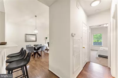 14309 Climbing Rose Way #304, Centreville, VA 20121 - Photo 5
