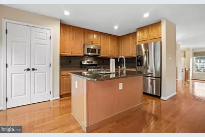 6618 Hunter Creek Lane, Alexandria, VA 22315 - Photo 11