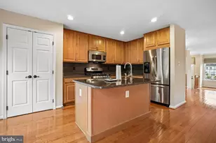 6618 Hunter Creek Ln, Alexandria, VA 22315 - Photo 11