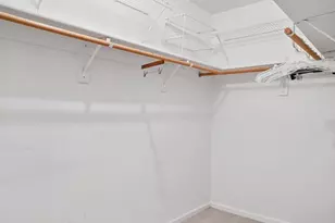 6618 Hunter Creek Ln, Alexandria, VA 22315 - Photo 19