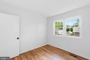 1827 Abbotsford Dr, Vienna, VA 22182 - Photo 23