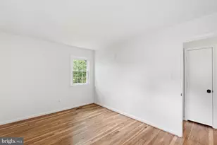 1827 Abbotsford Dr, Vienna, VA 22182 - Photo 25