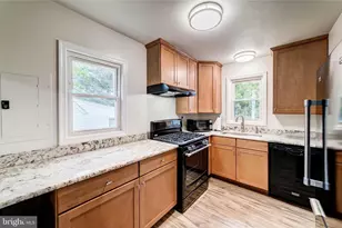 2425 Fort Dr, Alexandria, VA 22303 - Photo 7