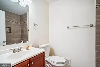 9082 Arlington Boulevard, Fairfax, VA 22031 - Photo 27