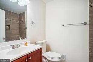 9082 Arlington Blvd, Fairfax, VA 22031 - Photo 27