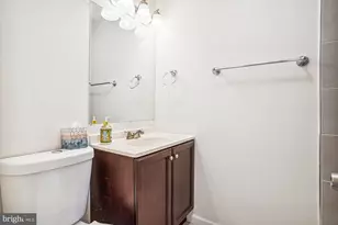 9082 Arlington Blvd, Fairfax, VA 22031 - Photo 23