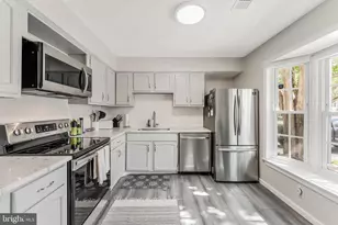 5563 First Statesman Ln, Alexandria, VA 22312 - Photo 7