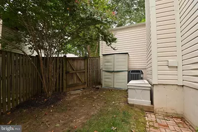 10048 Wood Sorrels Lane, Burke, VA 22015 - Photo 39