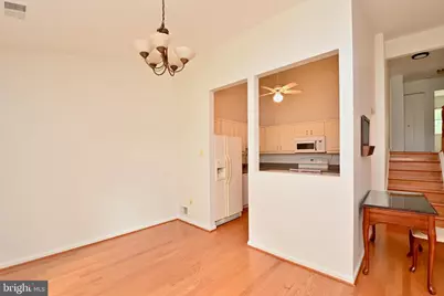 10048 Wood Sorrels Lane, Burke, VA 22015 - Photo 11