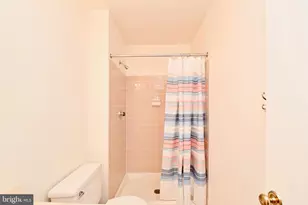 10048 Wood Sorrels Ln, Burke, VA 22015 - Photo 27