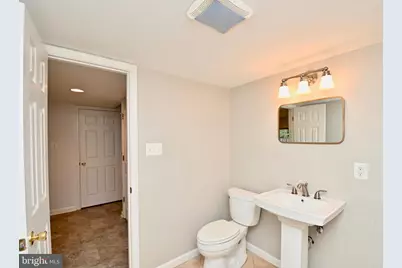 10048 Wood Sorrels Lane, Burke, VA 22015 - Photo 35