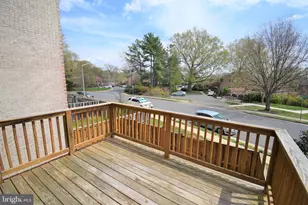 8243 Cedar Landing Ct, Alexandria, VA 22306 - Photo 11
