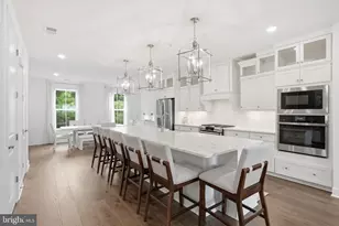 4835 Bauhaus Sq, Chantilly, VA 20151 - Photo 5