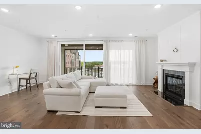 4835 Bauhaus Square #104, Chantilly, VA 20151 - Photo 3