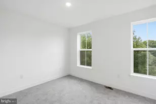 4835 Bauhaus Sq, Chantilly, VA 20151 - Photo 19