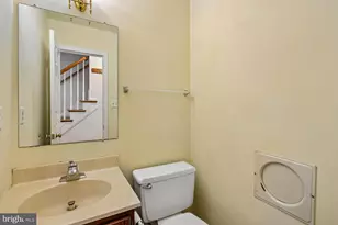 10802 Dayflower Ct, Reston, VA 20191 - Photo 15