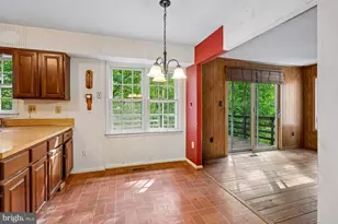 10802 Dayflower Ct, Reston, VA 20191 - Photo 11