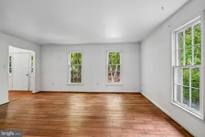 10802 Dayflower Court, Reston, VA 20191 - Photo 5