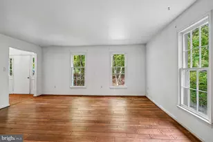 10802 Dayflower Ct, Reston, VA 20191 - Photo 5