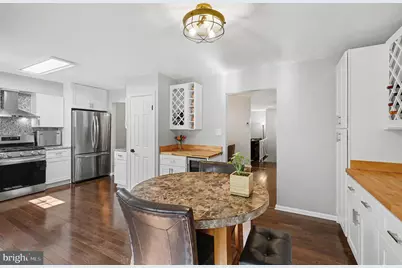 7705 Jewelweed Court, Springfield, VA 22152 - Photo 5