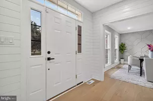 6116 Oakengate Way, Centreville, VA 20120 - Photo 5