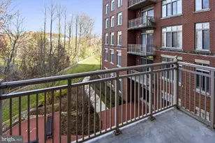4480 Market Commons Dr, Fairfax, VA 22033 - Photo 19