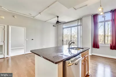 4480 Market Commons Drive #305, Fairfax, VA 22033 - Photo 5