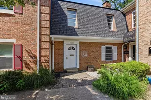 8212 Old Courthouse Rd, Vienna, VA 22182 - Photo 1