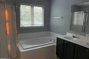 13689 St Johns Wood Pl, Herndon, VA 20171 - Photo 7