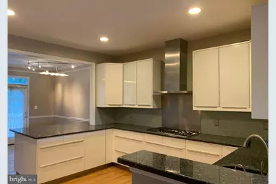 13689 Saint Johns Wood Place, Herndon, VA 20171 - Photo 3