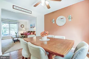 12155 Penderview Terrace, Fairfax, VA 22033 - Photo 9