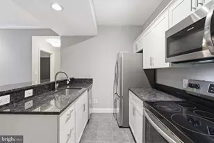 12155 Penderview Terrace, Fairfax, VA 22033 - Photo 7