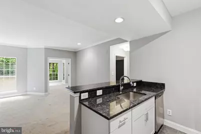 12155 Penderview Terrace #823, Fairfax, VA 22033 - Photo 5