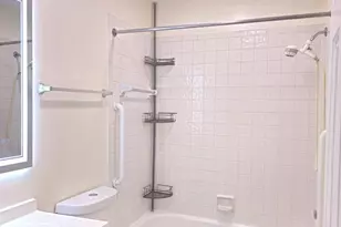 4507 Highland Green Ct, Alexandria, VA 22312 - Photo 11