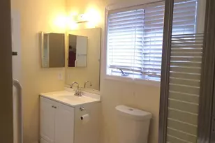 4507 Highland Green Ct, Alexandria, VA 22312 - Photo 17