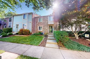 6077 Hollow Knoll Ct, Springfield, VA 22152 - Photo 3