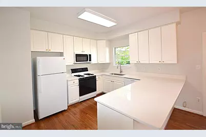 13510 Nickleback Court, Herndon, VA 20171 - Photo 15