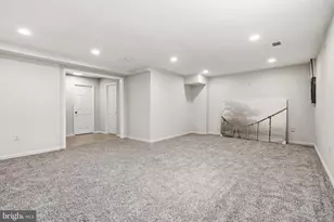 9932 Longford Ct, Vienna, VA 22181 - Photo 31