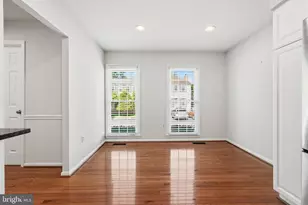 9932 Longford Ct, Vienna, VA 22181 - Photo 7