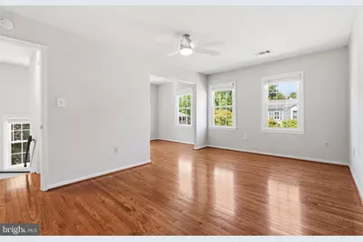 9932 Longford Court, Vienna, VA 22181 - Photo 19