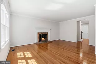 9932 Longford Ct, Vienna, VA 22181 - Photo 17