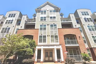 2700 Bellforest Ct, Vienna, VA 22180 - Photo 3