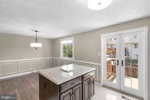 13250 Custom House Ct, Fairfax, VA 22033 - Photo 11