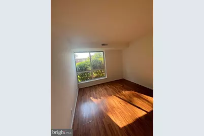 3706 N Rosser Street #T2, Alexandria, VA 22311 - Photo 5