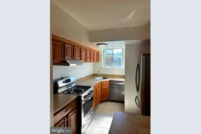 3706 N Rosser Street #T2, Alexandria, VA 22311 - Photo 3
