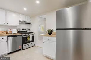 1552 Northgate Square, Reston, VA 20190 - Photo 5
