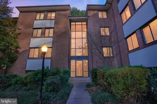 1552 Northgate Square, Reston, VA 20190 - Photo 15