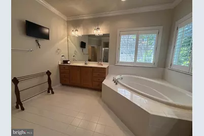 2822 Norborne Place, Oakton, VA 22124 - Photo 37