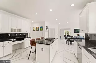 511 Nalls Dairy Ct, Great Falls, VA 22066 - Photo 25